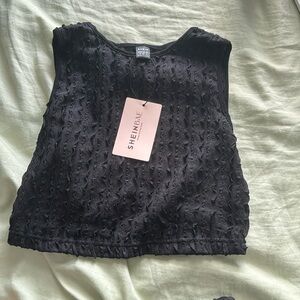 SET OF 2 Top and skirt NWT